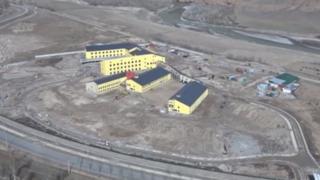 2008-жылы курулуп баштаган Нарын шаарындагы Борбордук Азия университети 2016-жылдан тарта студенттерди кабыл алган.