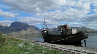 Fishing boat wreck