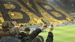 Vue d'une tribune du stade de Dortmund où s'est déroulé mercredi le match contre Monaco