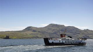 Seirbheis aiseig eadar Cille Chòmhain agus Tobar Mhoire