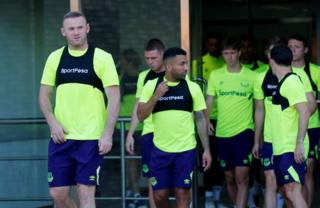 Umugwi wa Everton wazindutse wimenyereza i Dar es Salaam