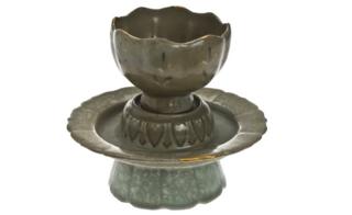 Lotus-shaped cup and stand of Korean celadon stoneware