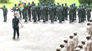 Ce contingent ivoirien va rejoindre la force de l'ONU à Tombouctou (nord).