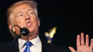 Bigaragara ko Trump ata benshi bamuri inyuma muri ba nyamuke
