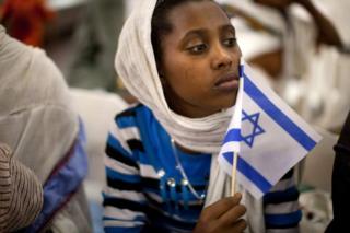 Israa'iil waxaa ku nool in kabdan 140,000 oo Yuhuudda Itoobiya ah