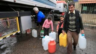 Kusan mutum dubu 60 ne ke bukatar kayan agaji a yankunan da aka yiwa kawanya a Syria