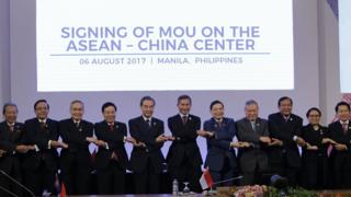 中國外長王毅也與其他東盟國家官員出席一系列其他會議