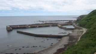Burnmouth harbour