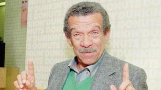 Derek Walcott en 1992