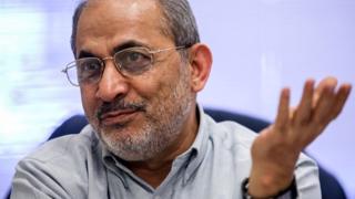 محس رفیقدوست: احمدی نژاد تعادل ندارد