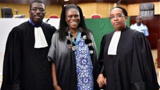 Côte d'Ivoire: les avocats de Simone Gbagbo critiquent des ONG de défense des droits de l'homme.