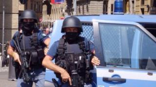 Police in the centre of Venice