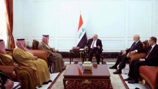 Waftiga uu hogaaminayo Al-Jubayr oo la fadhiya ra'isal wasaaraha Ciraaq Al-Cabbaadi