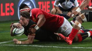 Alex Cuthbert