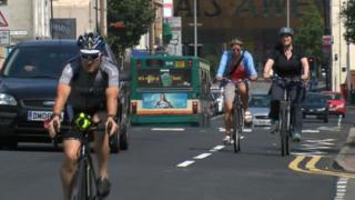 Cycling and driving in Cardiff