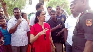 වනිතා කටයුතු පිළිබඳ රාජ්ය අමාත්යවරිය විජේකලා මහේෂ්වරන්