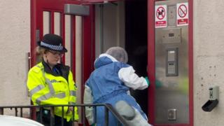 Forensics enter the flat