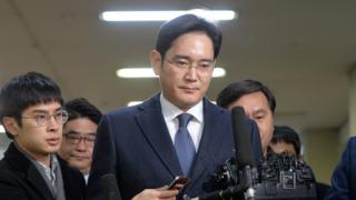 Samsung Group chief, Jay Y. Lee, arrives at the office of the independent counsel in Seoul, South Korea, February 16, 2017.