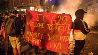 Акция "Добро пожаловать в ад" в Гамбурге