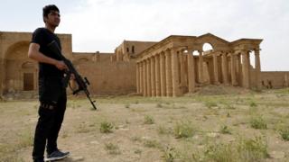 آثار نجت من التدمير في الحضر