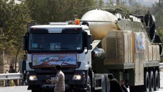 Misile ya Khoramshahr yerekanwe mu gihe cy'akarasisi ka gisirikare ku wa Gatanu