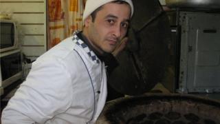 Tahlilchilarga koʻra, Oʻzbekistonning yangi rahbariyati muhojirlar masalasiga pragmatik yondoshib, ularning davlat gʻaznasiga qoʻshayotgan hissasini tan ola boshlagan.