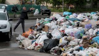 Из Львова вывезли весь мусор - ОГА