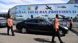 Paspampres mengawal Jokowi