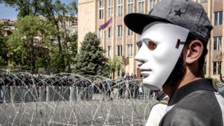Демонстрант в Армении