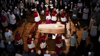 Cardinal Cormac Murphy-O'Connor lying in state at Westminster Cathedral