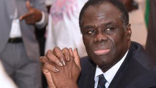 Interim President Michael Kafando takes part in first post-coup cabinet meeting on 25 September 2015