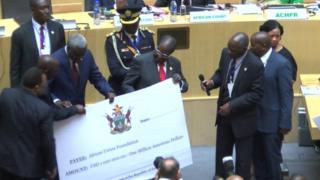 Mugabe, Afrika