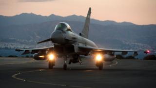 Британский самолет сирийской коалиции