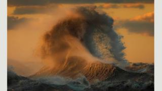Водяні гори на озері Ері (Дейв Сендфорд)