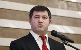 Напередодні Кабмін відсторонив Насірова від посади голови Державної фіскальної служби на час розслідування проти нього