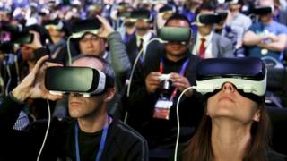 Screenless VR users