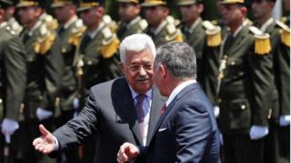 هذه أول زيارة للعاهل الأردني إلي مقر السلطة الفلسطينية في خمس سنوات