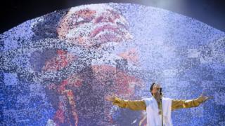 Prince en concierto.