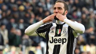 L'Argentin Gonzalo Higuain, ici lors d'un match de Série A contre le SS Lazio (illustration).