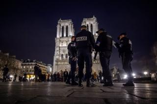 NOTRE DAME KATEDRALI