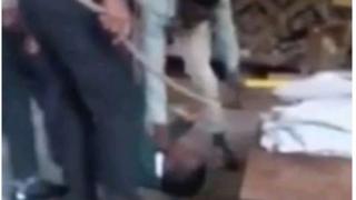 Les autorités ont ordonné une enquête immédiate à propos d'une vidéo qui montre un groupe d'enseignants qui brutalise l'élève.