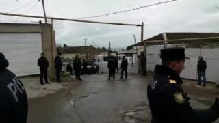 Polis yanğın yerində