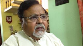পার্থ চ্যাটার্জী, পশ্চিমবঙ্গের শিক্ষামন্ত্রী।