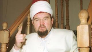 Бывший имам Махмуд Велитов