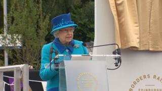 Queen opens railway