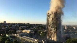Un gestionnaire de logements étudiants a proposé d'héberger dans 21 studios des victimes sans abri de l'incendie de Grenfell Tower.
