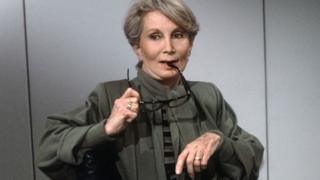This 1986 photo shows Fernande Grudet aka Madame Claude posing in Paris before a TV talk-show.