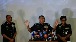 الشرطة الماليزية تقول إن الدبلوماسي يشغل منصب أمين عام ثان في سفارة كوريا الشمالية في كوالا لامبور.