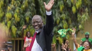 Rais John Pombe Magufuli alipewa jina la utani la 'Tinga'