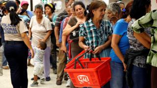 Venezuela army deployed to control food production and distribution ...